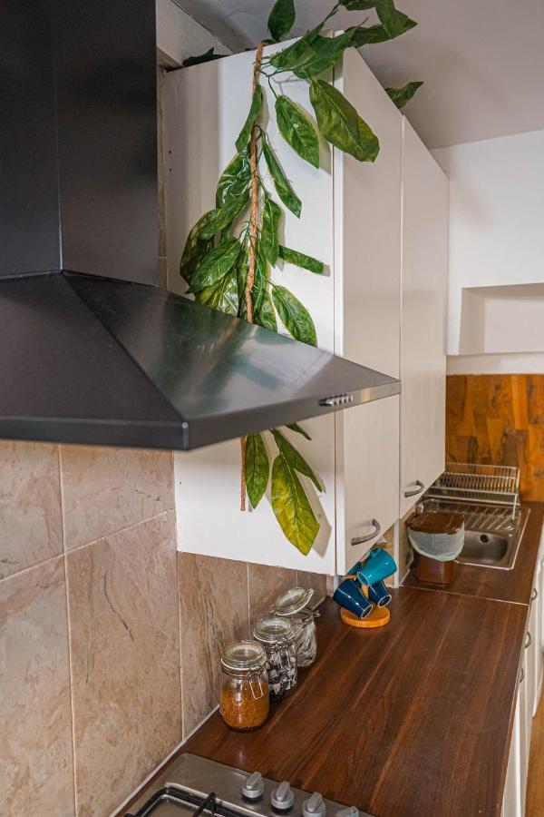 Private And Spacious 2 Bedroom House - Free Parking! Cardiff Ngoại thất bức ảnh