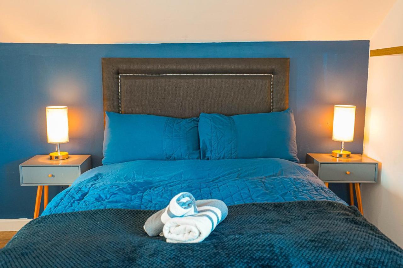 Private And Spacious 2 Bedroom House - Free Parking! Cardiff Ngoại thất bức ảnh